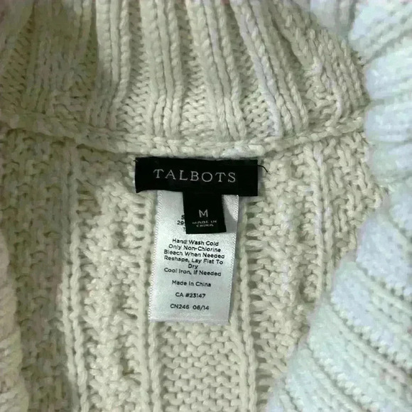 Talbots kitted poncho/cape with leather embellishments - Picture 4 of 6